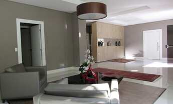 Imagem 4: Apartamento para venda possui 231 metros quadrados com 4 quartos em Centro - Curitiba - PR