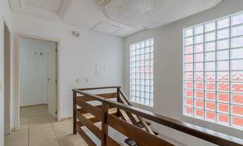 Imagem 4: Casa para venda possui 290 metros quadrados com 4 quartos em Portão - Curitiba - PR