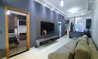 Imagem 2: Casa com 2 quartos e 93 m² à venda por R$ 550.000,00 no Jardim Monte Rei em Maringá/PR