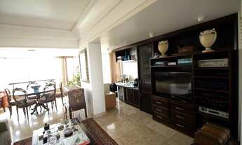 Imagem 3: Apartamento para venda possui 210 metros quadrados com 3 quartos em Horto Florestal - Salv