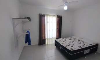 Imagem: Casa à venda, 2 quartos, 4 vagas, Hospício