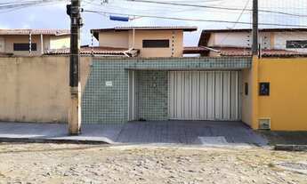 Imagem 3: Casa à venda possui 170m² com 4 suítes em Jardim das Oliveiras - Fortaleza - CE