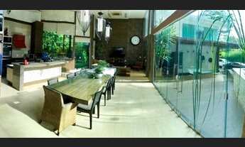 Imagem 5: Casa de condomínio para venda tem 700 metros quadrados com 4 quartos