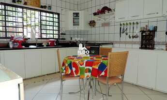 Imagem 7: Casa para venda possui 292 metros quadrados com 5 quartos em Setor Jaó - Goiânia - GO