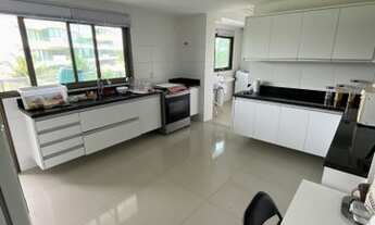 Imagem 5: Apartamento para aluguel possui 238 metros quadrados com 4 quartos