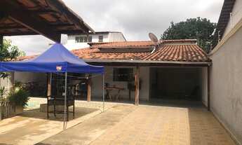 Imagem: CASA A VENDA COM 4 QUARTOS, NO BAIRRO JARDIM