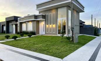 Imagem: Casa na Zona Norte de Capão da Canoa, uma