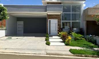 Imagem: Casa de condomínio térrea para venda tem