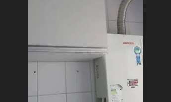 Imagem 4: Apartamento 3 dormitórios 1 banheiro, tem varanda. 1 vaga de garagem. Imóvel desocupado. A