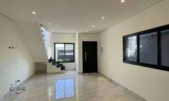 Imagem 2: Sobrado para venda possui 140 metros quadrados com 3 quartos em Ahú - Curitiba - PR