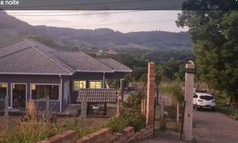 Imagem: ALUGO POR TEMPORADA LINDA CASA A 15KM DE