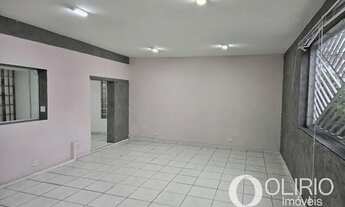 Imagem 2: Casa para aluguel possui 150 metros quadrados com 2 quartos em Real Parque - São Paulo - S