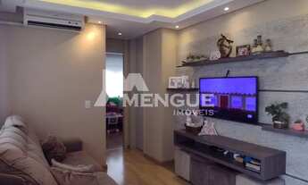 Imagem 4: Apartamento com 2 dormitórios e 1 vaga de garagem, à venda no bairro Humaitá em Porto Aleg