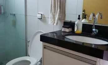 Imagem 2: Excelente apartamento, com armários, 47m² área privativa, sala, 02 quartos, AC, um vaga de