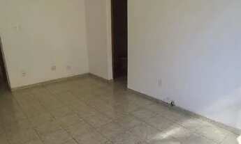 Imagem 3: Ótimo apartamento no Méier, próximo à Rua Capitão Resende. Constituído de: Sala