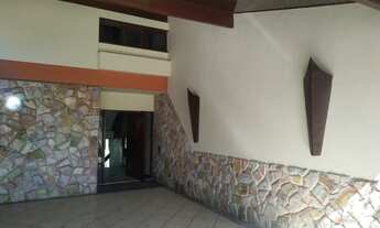 Imagem 5: Casa para aluguel tem 400 metros quadrados com 4 quartos em Glória - Macaé - RJ