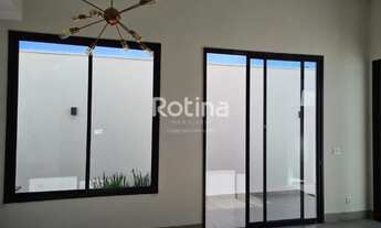 Imagem 2: CASA ALTO PADRAO EM BAIRRO PLANEJADO COM 3 SUITES BEM LOCALIZADA