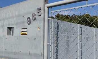 Imagem 3: Casa simples, com terreno comercial frente