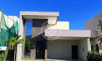 Imagem: Casa Térrea 3 Suites Belvedere II, Mobiliada