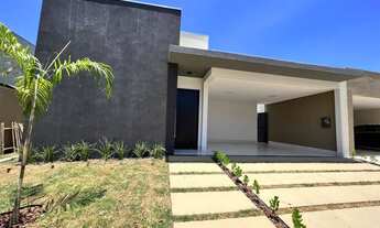 Imagem 2: Linda Casa Térrea no Belvedere 210m² de Área Construída 03 Suítes