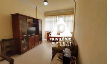 Imagem 2: Tijuca! Maracanã! Apartamento, sala, 2 quartos, dependências completas de empregada, 64m²