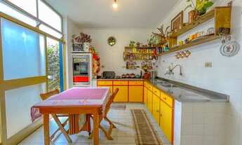 Imagem 4: Sobrado para venda na Pompeia possui 380 metros quadrados com 6 quartos