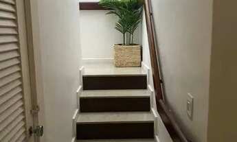 Imagem 6: Casa Duplex de Alto Padrão com 428m² no Condomínio Santa Monica - Barra da Tijuca