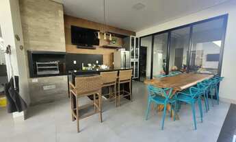 Imagem 2: Casa de condomínio para aluguel com 204 m2 com 03 quartos no Cond. Splendido em Uberlândia