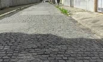 Imagem 3: Casa Dúplex com 2 (duas) suítes no Ernani Sátiro. Sala e Cozinha Grande