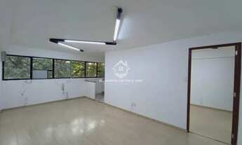 Imagem: REF 8384- Sala comercial com 60 m². Banheiro