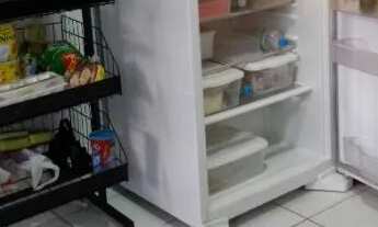 Imagem 6: Quarto Feminino Prático C/Vaga P/Aluguel 2 Min. a Pé Metrô Tijuca Saens Pena Aluguel