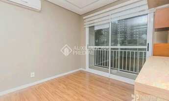 Imagem 4: Lindo apartamento semimobiliado com 3 dormitórios no bairro Camaquã