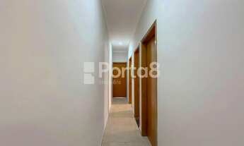 Imagem 7: Casa Ampla de 3 Dormitórios na Vila Ipiranga Disponível Para Venda - Próximo a Unesp