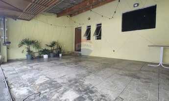 Imagem 4: Casa térrea em Aparecidinha com piscina