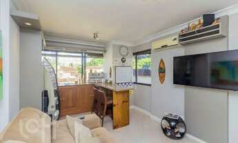 Imagem 2: 2 DORMITÓRIOS COM 2 VAGAS NO MONT'SERRAT! Apartamento com Suíte, Churrasqueira e Sol