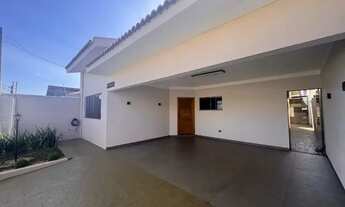 Imagem 4: Casa a Venda- Jardim Matioli Ourinhos/SP com 03 Dormitórios Com Garagem pra 3 Carros