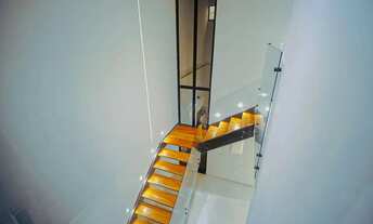 Imagem 5: Casa Moderna com placas solares no Euroville!