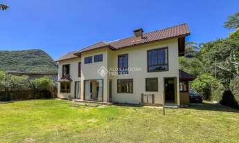 Imagem 2: Casa em Condomínio Fechado