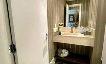 Imagem 6: Apartamento para venda possui 138 metros quadrados com 3 quartos em Centro - Florianópolis