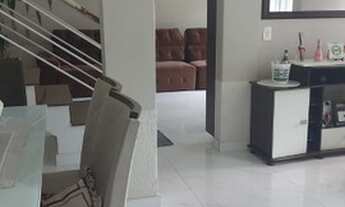 Imagem 5: Sobrado com 3 dormitórios no bairro Santa Felicidade em Curitiba/PR com 199,26m²