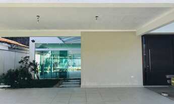 Imagem 2: MANSÃO NO CIBRATEL COM A VISITA DE DIVERSOS PÁSSAROS RAROS