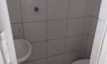 Imagem 3: Loja comercial bem localizada no bairro Centro de Fortaleza. Ed. Tropical, com aproximada