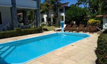 Imagem 2: Aconchegante casa com piscina e amplo jardim