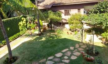 Imagem 2: Sobrado para venda tem 630,00m2 de área com 5 Suítes plenas em Setor Bueno - Goiânia - GO