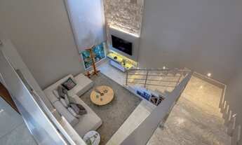 Imagem 2: Luxuoso Sobrado a 12 minutos do Flamboyant, Condomínio Fechado