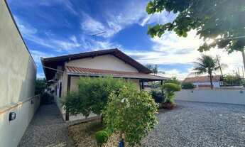 Imagem 5: 1842 Excelente Casa em Alvenaria no Centro, próximo a Prefeitura Municipal