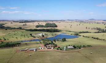 Imagem 4: Sítio/Fazenda luxuoso alto padrão e bom gosto. 11 alq. Nazário/Go