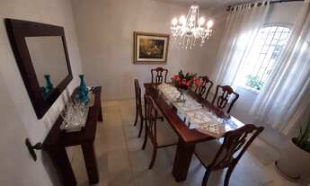 Imagem 5: Casa super bem conservada de 4 dormitórios com suíte e 4 vagas de garagem capoeiras em Flo