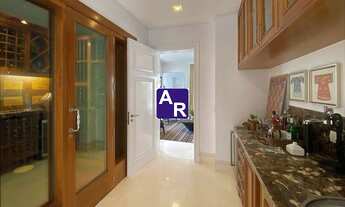 Imagem 3: Jardim Mediterrâneo - 5sts. Mansão clássica maravilhosa e impecável!