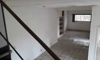 Imagem 4: Casa para uso comercial ou residencial com imenso potencial. À poucos metros do Metrô Vila